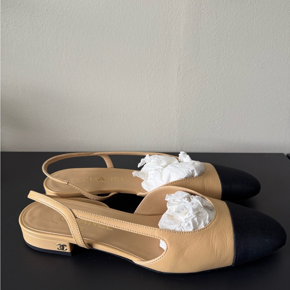 SLINGBACKS - Picture 3 of 8